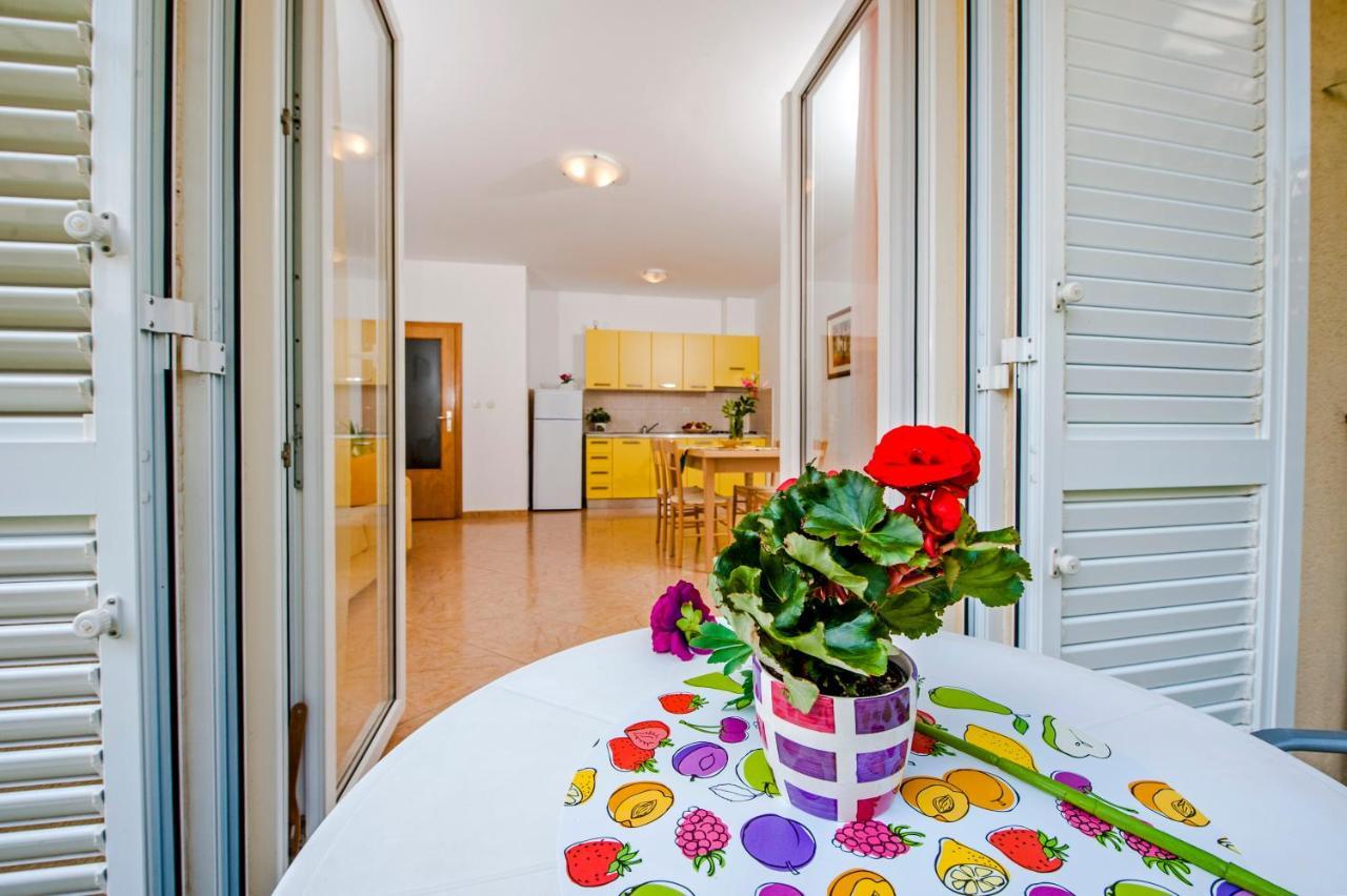 Apartments Bella B 로비니 외부 사진