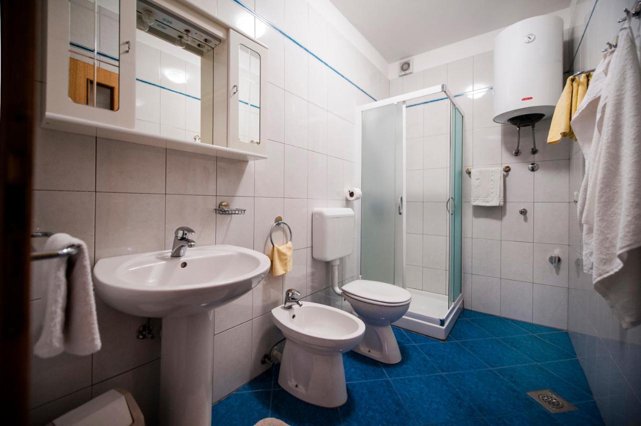 Apartments Bella B 로비니 외부 사진