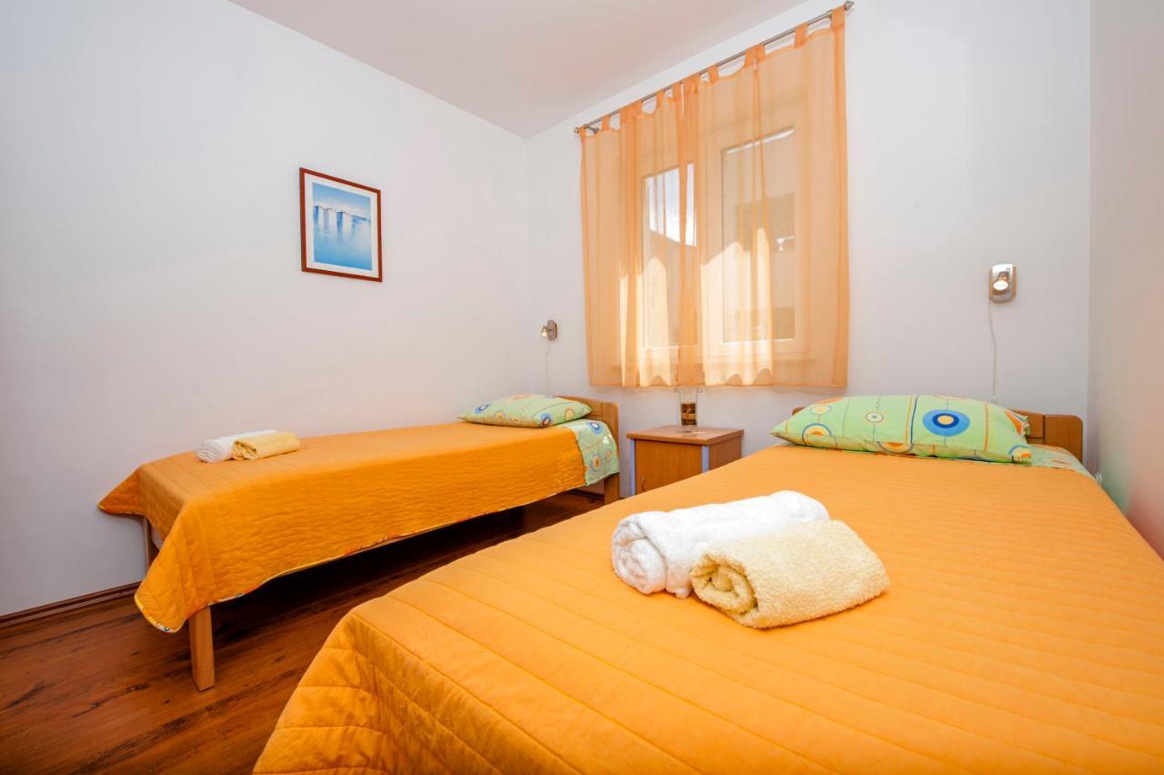 Apartments Bella B 로비니 외부 사진